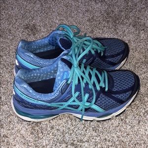 ASICS Gel-Cumulus 17